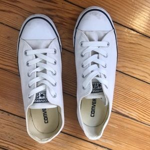 Like new size 7 white Converse